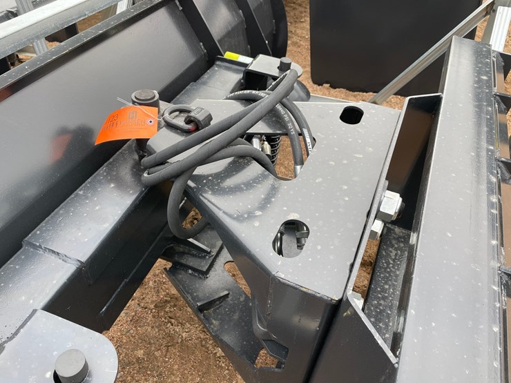 #4123-•-jct-84"-hydraulic-dozer-blade-image-7