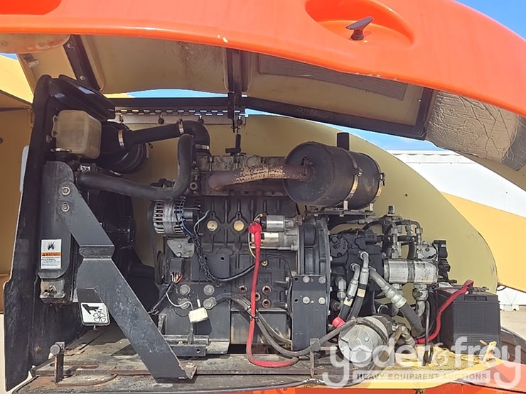 2008-jlg-400s-image-39