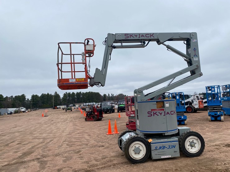 1995-skyjack-sjkb33n-image-31