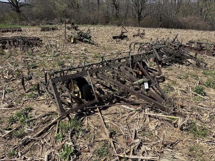 john-deere-quack-digger-image-2