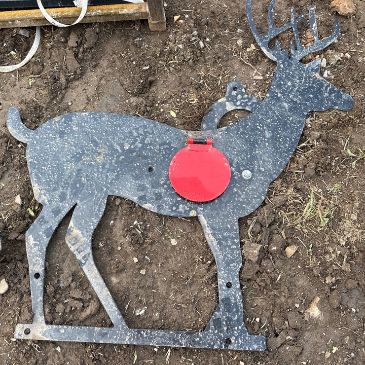#1638 • Deer shape shooting target