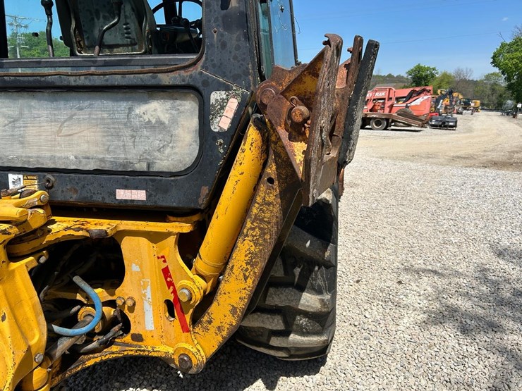 john-deere-310d-image-46