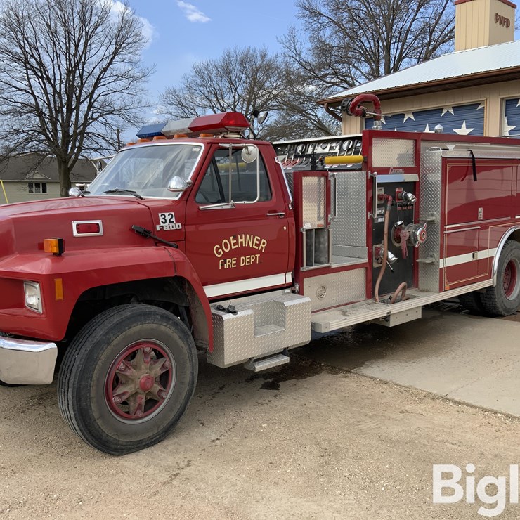 1991 FORD F800