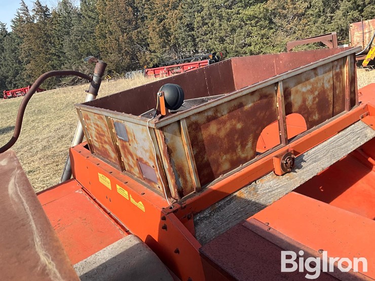 massey-ferguson-750-image-10