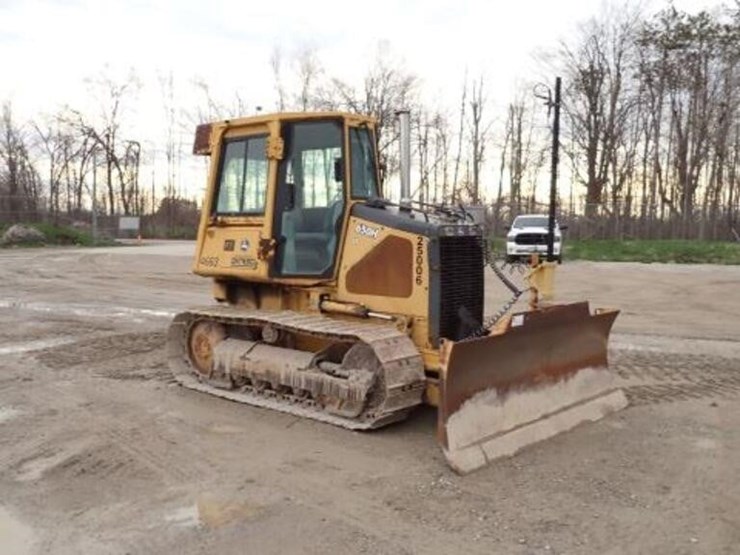 2002-deere-650h-lt-image-3