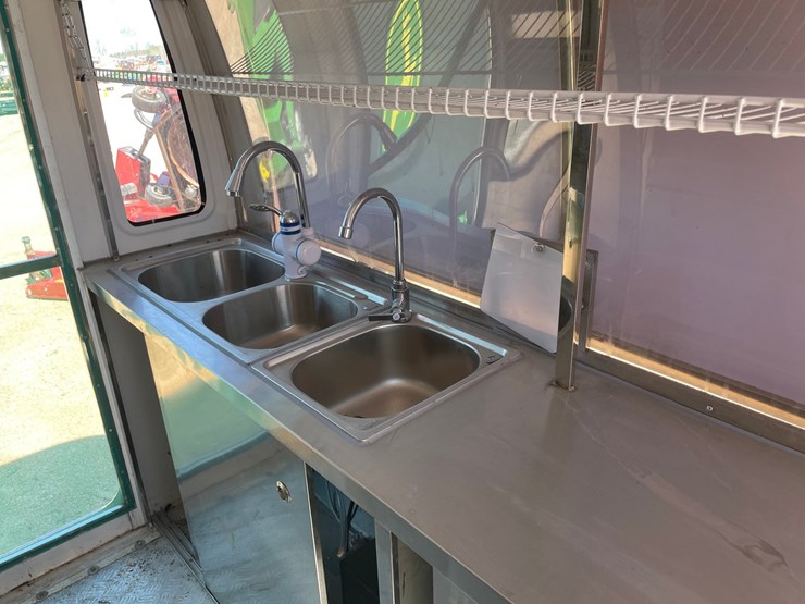 #1562-•-2019-qingdao-3-wheel-electric-food-truck-(no-title)-image-58