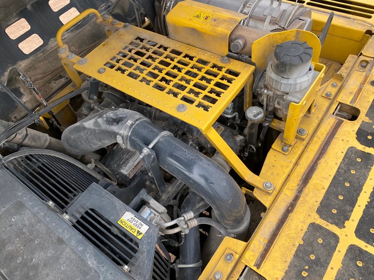 2013-komatsu-pc360-lc-10-image-41