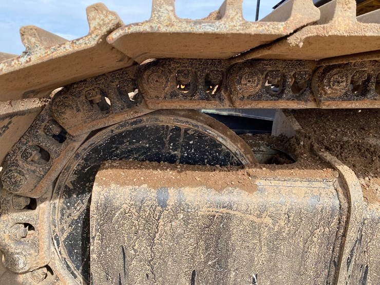 2014-caterpillar-324el-image-21