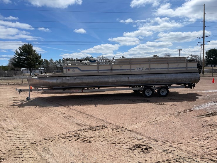 #1576-•-1990-tmc-30'-pontoon-boat-(no-title)-image-2