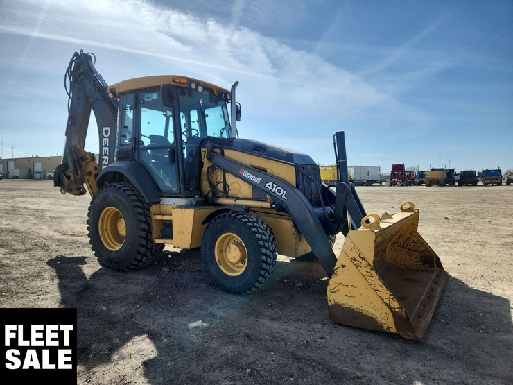 2016-deere-410l-image-2