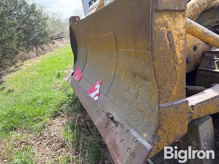 caterpillar-d7-image-11