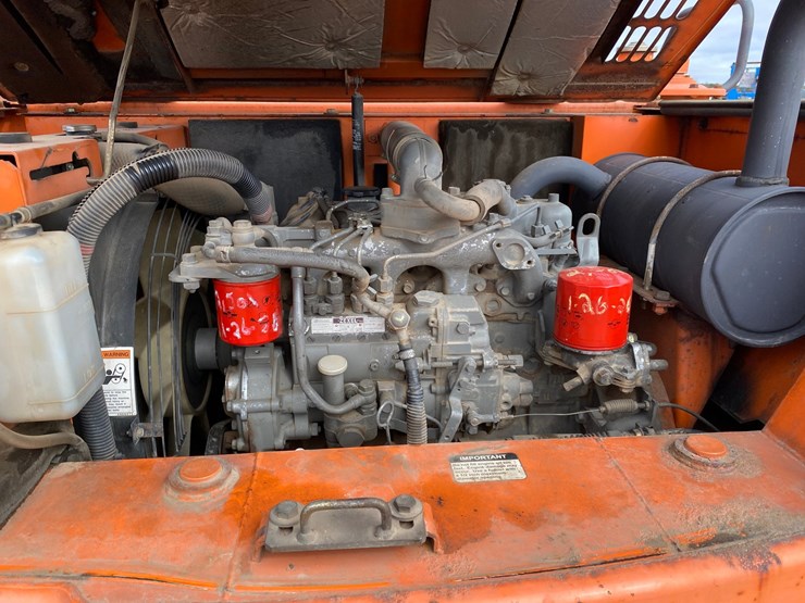 2005-hitachi-zx80-image-42