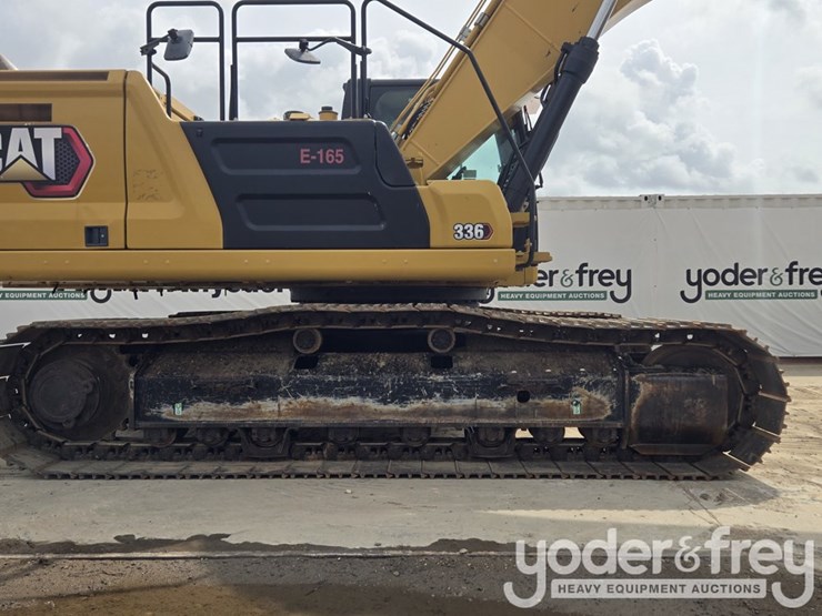 2021-caterpillar-336-image-16