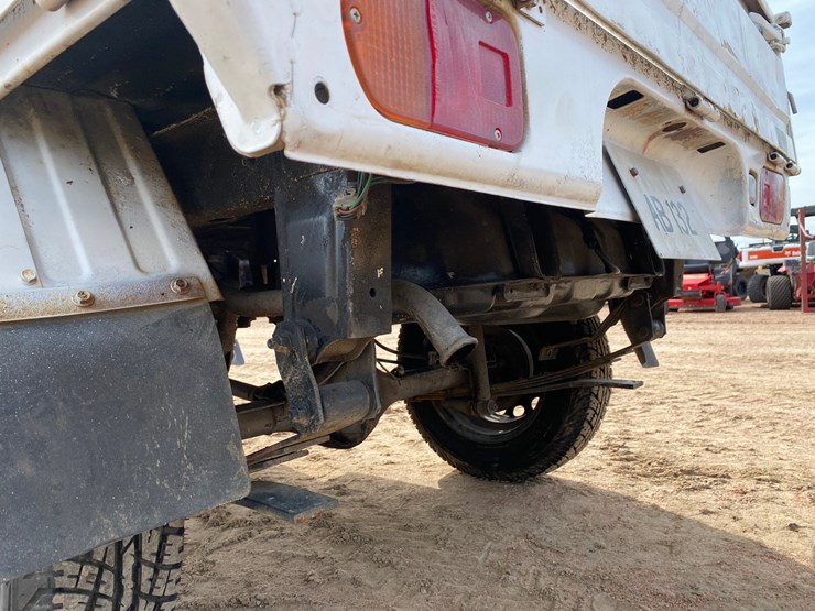 #1561-•-mitsubishi-minicab-truck-(no-title)-image-18