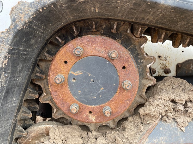 2016-bobcat-t770-image-20