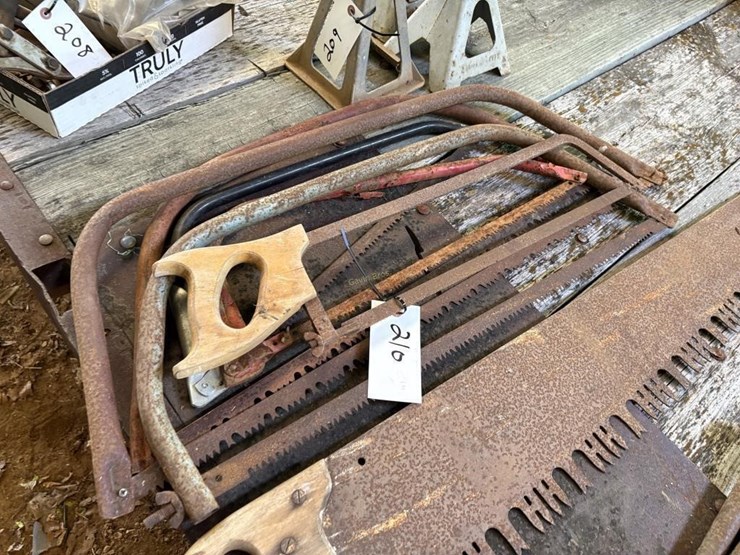 assorted-hand-saws-image-3