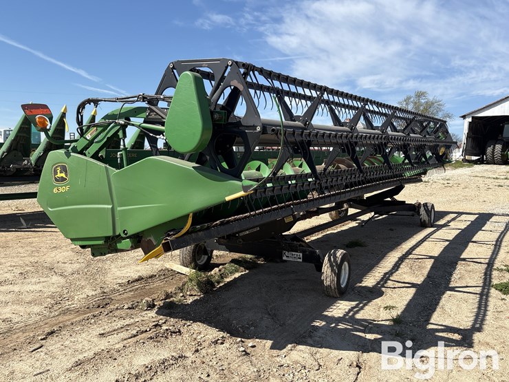 2010-john-deere-630f-image-3