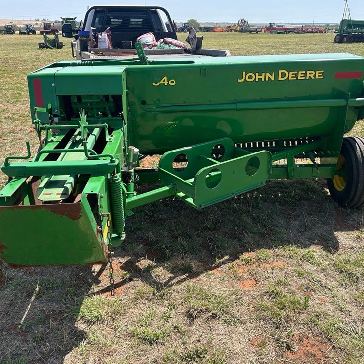 JOHN DEERE 348