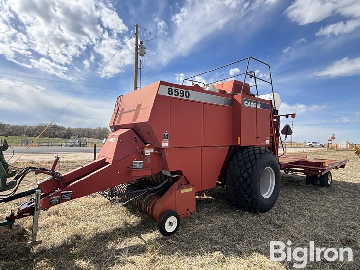 1998-case-ih-8590-image-1