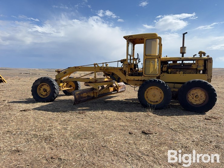caterpillar-12-image-8