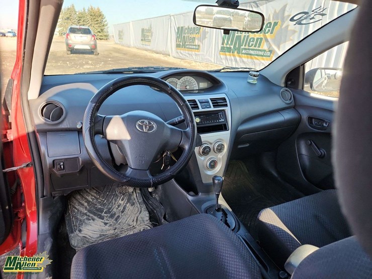 non-operable-2008-toyota-yaris-sport-4dr-sedan-4a-image-14
