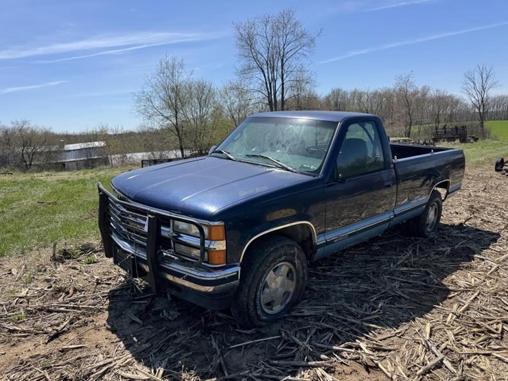1996-chevrolet-silverado-1500-image-2