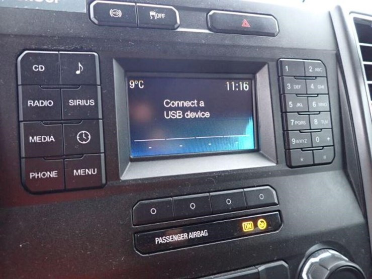 2017-ford-f250-xlt-image-22