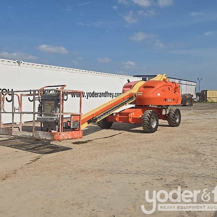 2008 JLG 400S