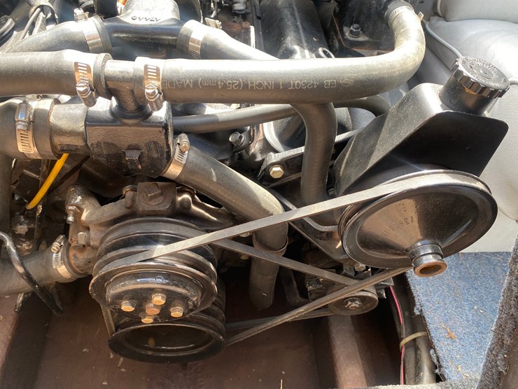 #1566-•-1986-celebrity-v190-19'-boat-(has-wi-title)-image-39