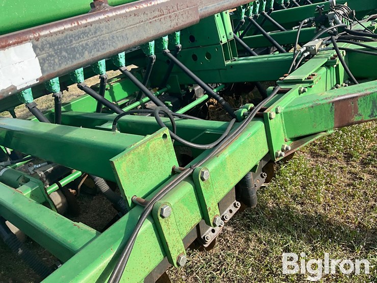 john-deere-750-image-14