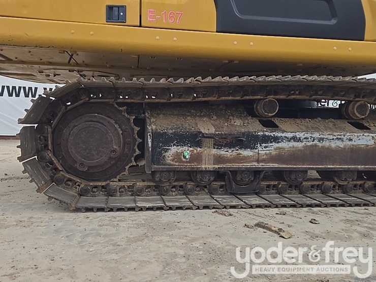 2021-caterpillar-336-image-18