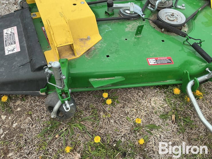 2017-john-deere-60d-image-16