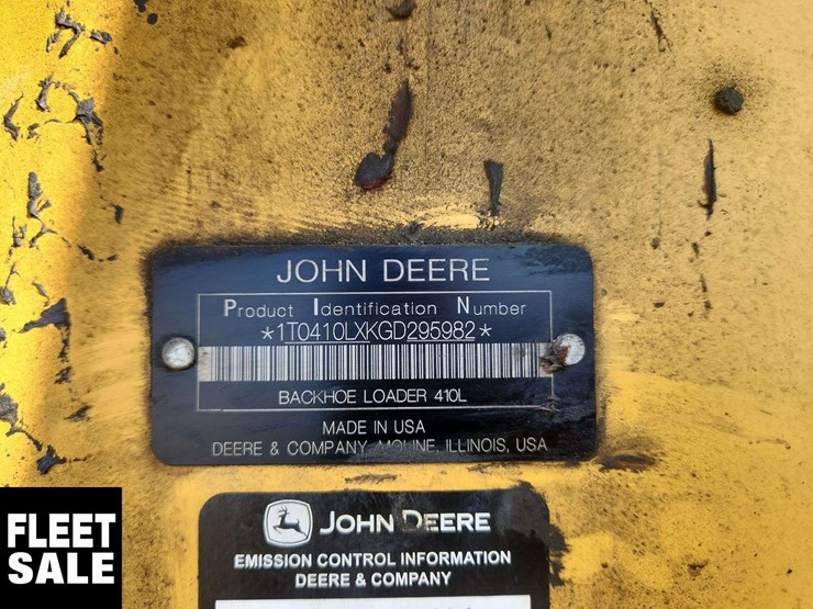 2016-deere-410l-image-10