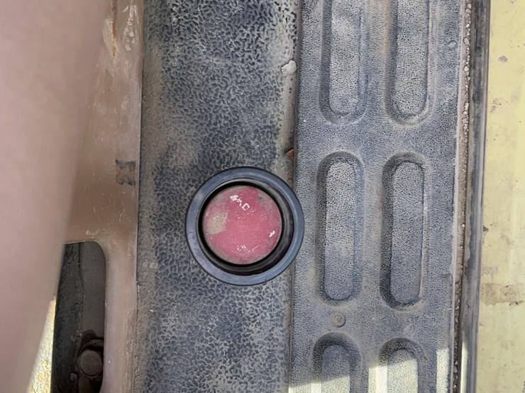 2002-gmc-4500-truck-image-44
