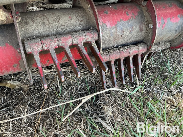 2015-case-ih-rd163-image-14