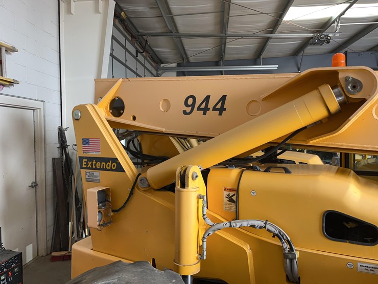pettibone-944-telehander-image-15