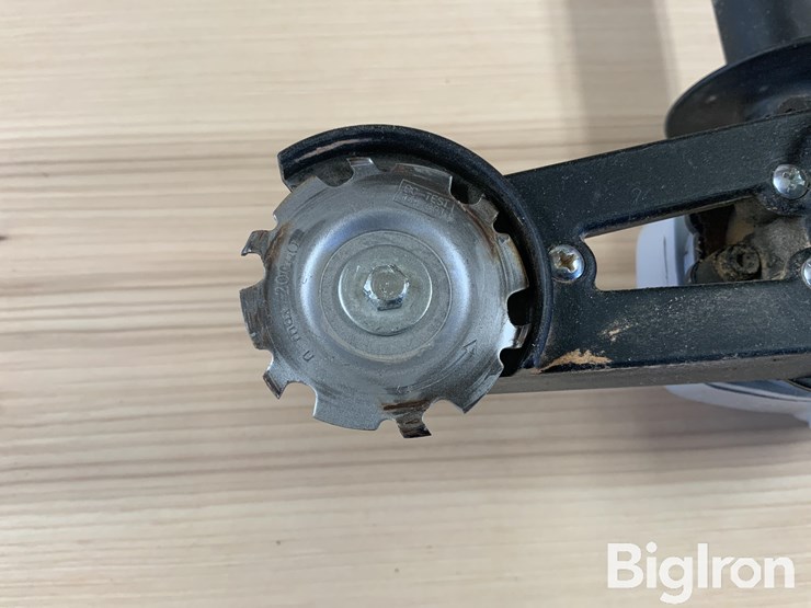 arbortech-min.fg.300-grinder-image-9