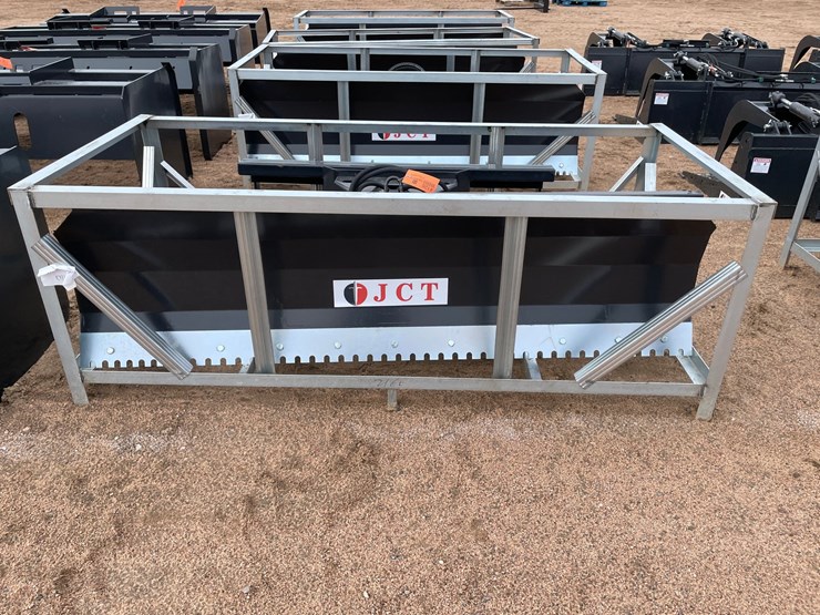 #4126-•-jct-84"-hydraulic-dozer-blade-image-2