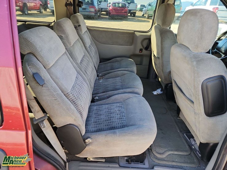 2001-chevrolet-venture-ls-image-18