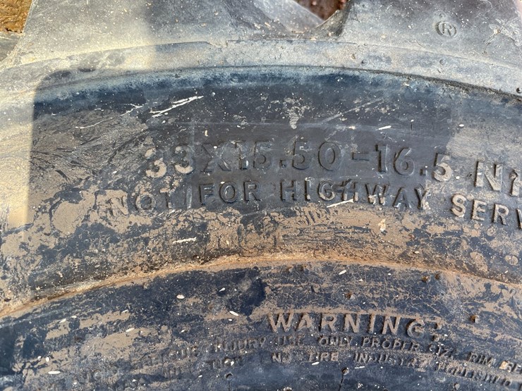 2015-jlg-4394rt-image-11