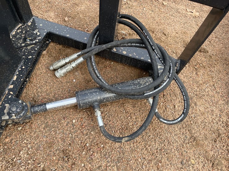 #4139-•-jct-hydraulic-tree-puller-attachment-image-4