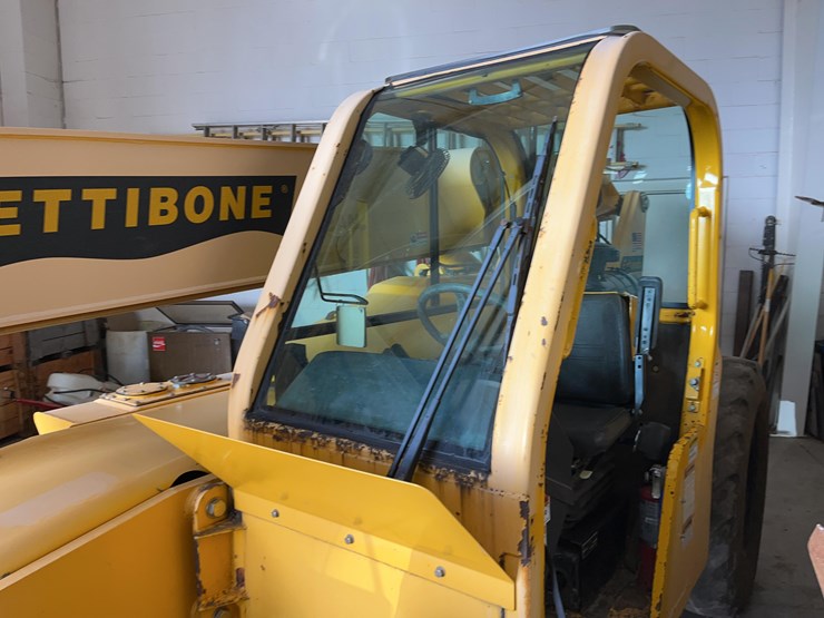 pettibone-944-telehander-image-50