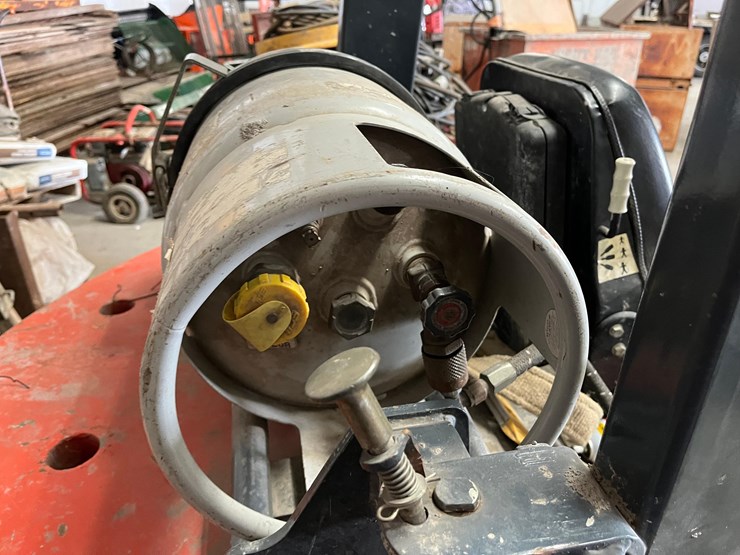 toyota-forklift-image-9