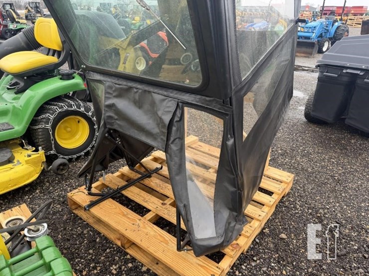 2011-john-deere-x360-image-31