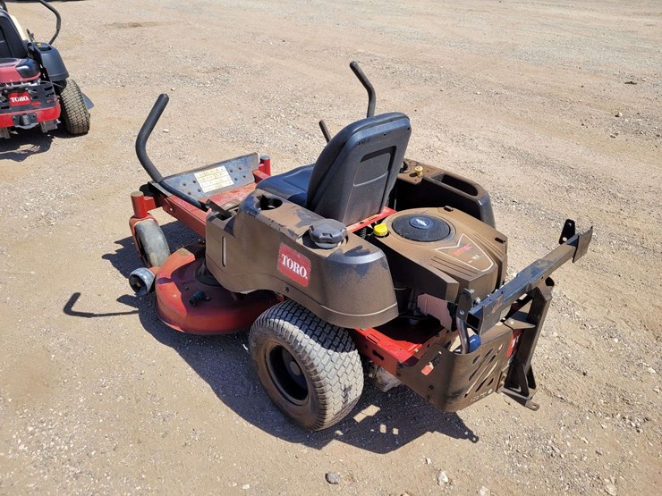 toro-timecutter-ss-4200-zero-turn-mower-image-7
