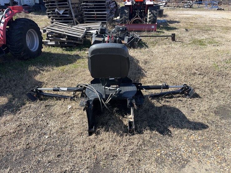 2024-mahindra-1626b-backhoe-loader-attachment-image-6
