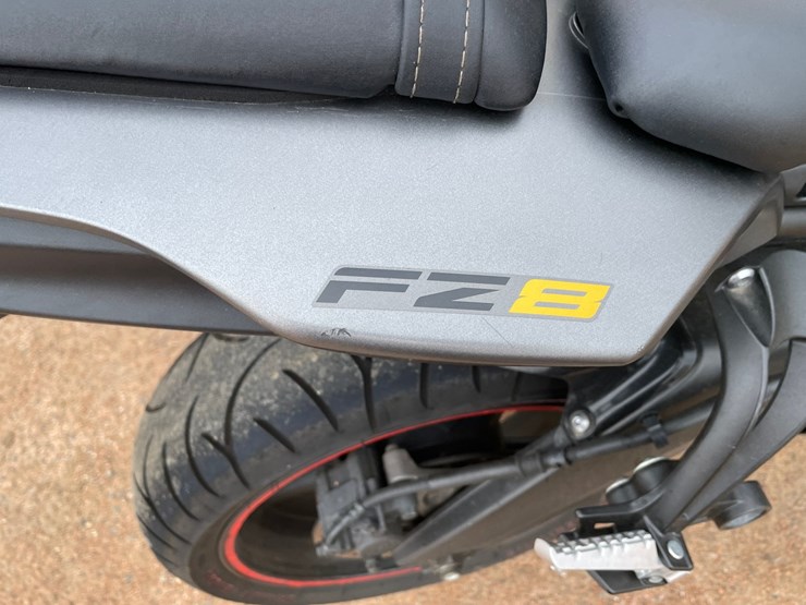 #1634-•-2012-yamaha-fz8-n-motorcycle-(has-wi-title)-image-30