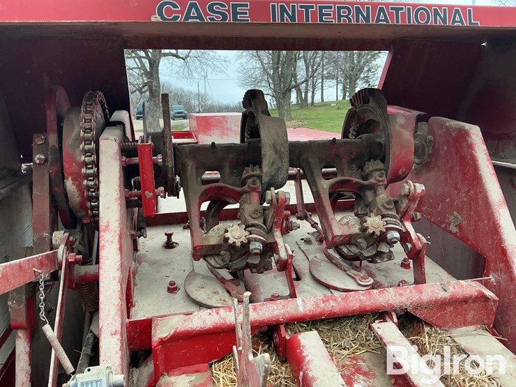 1990-case-ih-8545-image-14