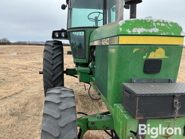 1982-john-deere-4240-image-10
