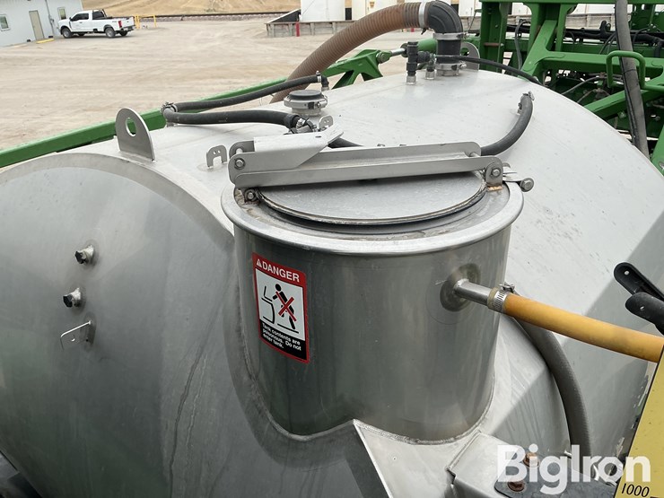 2017-john-deere-r4038-image-13